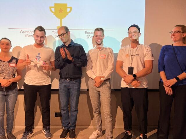 Unicorn Trophy Hand-Over for Winner Your Easy AI