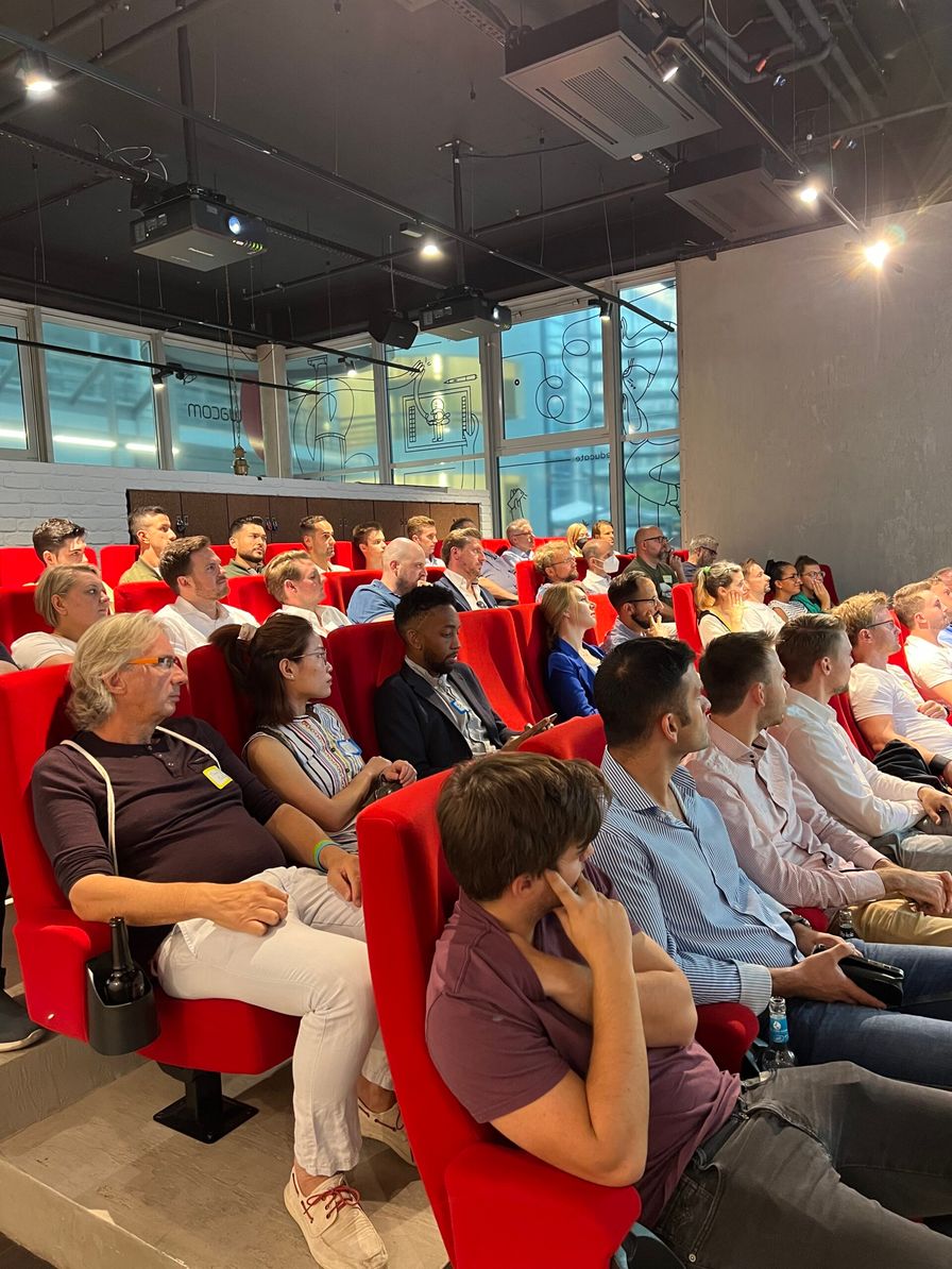 Unicorn Pitch #15 – 3rd qualifying round for the Unicorn Pitch Grand Final in Düsseldorf’s Medienhafen – event review